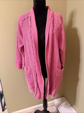 Women's Pink Waffle-Knit Open Cardigan with Scalloped Trim